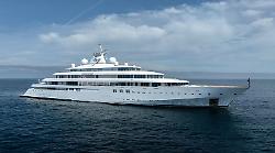 Dal principe saudita al miliardario cinese: ecco Golden Odyssey, 124 metri di yacht