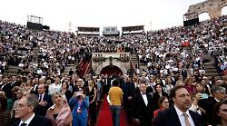 Stasera 12 agosto Il Barbiere di Siviglia: La Grande Opera dall'Arena di Verona emoziona
