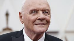 Quel che resta del giorno:  un capolavoro drammatico sospeso tra eleganza e rimpianto. Trama e cast del film di stasera 16 agosto