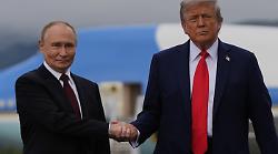 Incontro Trump-Putin, Alessandro Orsini graffia: "Sconfitta colossale per l'Occidente"