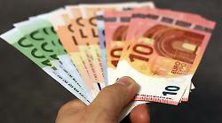 Reddito di cittadinanza regionale, Giani: "Arriverà da fondi europei e non costerà nulla ai cittadini". Ecco come sarà strutturato