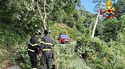 Malore nel bosco mentre cerca i funghi, salvato dai Vigili del fuoco 