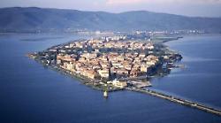Orbetello Jazz Festival accende la laguna con la grande festa della musica tra blues e samba