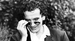 Ricomincio da tre, il film di Massimo Troisi in onda stasera 3 settembre: trama e cast di un classico intramontabile
