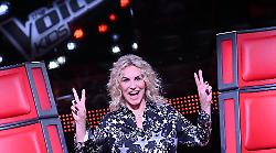 Suzuki Jukebox stasera 18 settembre su Rai 1: la notte delle hit dagli anni ’70 ai 2000 con Antonella Clerici e Clementino
