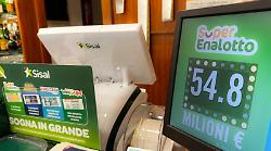 Lotto e Superenalotto, le estrazioni di oggi martedì 23 settembre: tutti i numeri vincenti