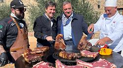 Il "patto della bistecca alla fiorentina" siglato in Maremma