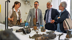 Dietro le quinte dell’archeologia: apre al pubblico il laboratorio di restauro con i Bronzi di San Casciano