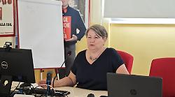 Svastica di fronte alla scuola superiore: "Offesa alla memoria e alla democrazia"
