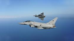 Aereo perde contatto radio, si alzano in volo gli Eurofighter del 4° Stormo di Grosseto: scramble con boom sonico avvertito al Centro-Nord