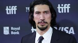 65 - Fuga dalla Terra su Rai 2: Adam Driver nella corsa contro il tempo tra dinosauri e asteroidi