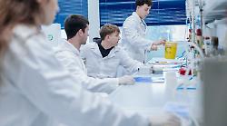 Lavorare come tecnici esperti nella chimica verde, il corso gratuito: come partecipare