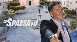 Lo Spaesato stasera 20 ottobre: Teo Mammucari esplora la Sicilia tra tradizioni, comicità e vita quotidiana
