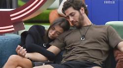 Grande Fratello stasera 27 ottobre: tensione alle stelle nella Casa, scontri in direzza ed eliminazione