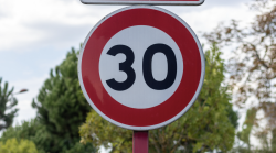 Limite dei 30 all'ora in centro: "L'hanno chiesto i cittadini. E niente autovelox"