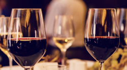 Con "Santi Vinai" un weekend dedicato al vino novello e all'olio nuovo