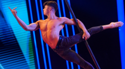 Tú Sí Que Vales stasera  8 novembre su Canale 5: De Filippi, Ferilli e Littizzetto accendono la puntata 