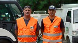 I cassonetti sono "intelligenti" ma senza la tessera non funzionano: "Ritiratela"