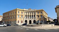 Più controlli e meno reati, ma cresce la "percezione di insicurezza" tra i cittadini: in campo le unità cinofile