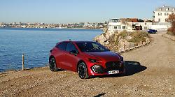 Sesta generazione per la Nuova Clio: fiore all'occhiello un full-hybrid da 160 Cv