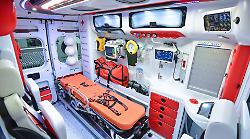 Schianto nella notte sull'Aurelia: muore un automobilista