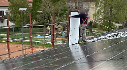 Conclusi i lavori per l’impianto fotovoltaico sul teatro “Andrea Camilleri”