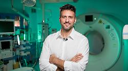 Le Iene – La Cura stasera 5 dicenbre: tra malasanità, longevità e medicina del futuro il nuovo viaggio di Pecoraro