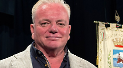 Follonica interviene sul verde urbano: alberi malati abbattuti e sostituiti