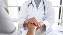 Buriano resta senza ambulatorio medico: "Al Comune mancano i soldi per comprare due persiane?"