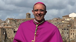 Gli auguri di Natale del vescovo Bernardino: "Ges&ugrave; come esperienza di pace" &ndash; IL VIDEO