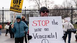 Zona Bianca, stasera 4 dicembre puntata ricchissima: guerra in Venezuela, tragedia a Crans-Montana e delitto di Garlasco