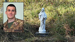 Ladri senza cuore: rubata la statua della Madonna in ricordo di Paolo Berbeglia, morto nell'incidente. Il commovente appello della mamma