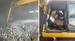 Incendio nello stabilimento rifiuti, in campo il braccio meccanico da 18 metri: il Consorzio di Bonifica aiuta i Vigili del Fuoco