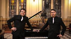 Dopo due-sold out arriva l'Orchestra in 20 dita che incanta il festival con Puccini e Gershwin