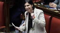 Scontro politico e il dolore per il bimbo di Napoli: Dritto e Rovescio stasera 19 febbraio tra polemiche e commozione