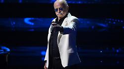 Per sempre Gino stasera 29 marzo: un viaggio Senza fine nella storia della musica per il tributo a Paoli