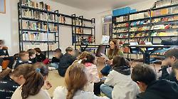 In Maremma come in Giappone, i peluche passano la notte tra i libri: ecco come partecipare