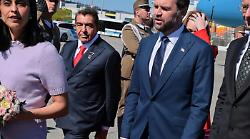 Report stasera 19 aprile: la diffida dell'inviato di Trump non ferma i segreti del caso Epstein