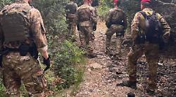 Altro blitz nei boschi della droga: arrestato uno spacciatore straniero, un altro riesce a fuggire