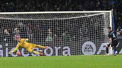 Napoli ai quarti di Coppa Italia, il Cagliari si arrende ai rigori