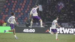 La Fiorentina sbanca Bologna, 2-1 nel ricordo di Commisso