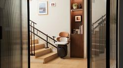 Mobilit&agrave; domestica, una ricerca Stannah sfata stereotipo dell'anziano sedentario