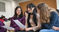 Cina, studenti italiani a Chongqing con un programma di scambio culturale