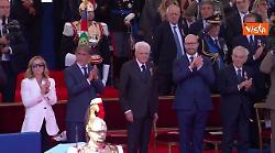 2 Giugno, il siluro "maiale" sfila alla parata tra gli uomini rana dell'Esercito