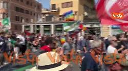 "Palestina libera", il coro dei manifestanti al corteo pro Gaza a Roma