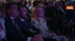 Lungo applauso per Meloni al Meeting di Rimini, la premier: "Accoglienza commuovente"