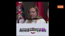 Trump rilancia su Truth il celebre intervento di Meloni: Sono una madre, sono cristiana