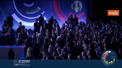 Applausi per Mattarella al suo arrivo 42esima assemblea annuale dell'Anci a Bologna