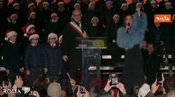 Gualtieri accende l'albero di Natale a Piazza del Popolo e le luminarie di via del Corso