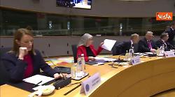 Consiglio Ue, il girotavolo dei leader al vertice di Bruxelles